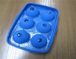 Hanchuan industrial development of new six holes silicone ice ball continued selling,Hurry to panic buying.