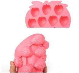 Silicone fruit ice tray easily make healthy and delicious frozen treats! Silicone fruit ice tray easily make healthy and delicious frozen treats!