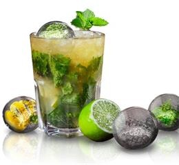 Custom silicone ice ball maker keeps drinks cool and easy to use! Custom silicone ice ball maker keeps drinks cool and easy to use!