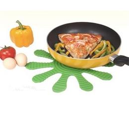 What are the kitchen silicone utensils in your house?