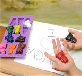 Some tips for you to take out ice cubes quickly from silicone ice cube tray _ hanchuan silicone Some tips for you to take out ice cubes quickly from silicone ice cube tray _ hanchuan silicone