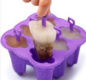 Homemade popsicles choosing silicone ice lolly moulds and enjoy the refreshing of summer! Homemade popsicles choosing silicone ice lolly moulds and enjoy the refreshing of summer!