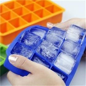 Here, Hanchuan silicone factory share you the way to remove ice cubes from a silicone ice tray Here, Hanchuan silicone factory share you the way to remove ice cubes from a silicone ice tray