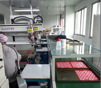 USSE silicone mat manufacturer is a factory that able to deploy their own food grade silk screen printing ink.