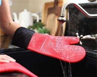 Silicone products seems to be dirty? Take a look at how silicone pad manufacturers do it? Silicone products seems to be dirty? Take a look at how silicone pad manufacturers do it?