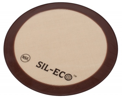 20cm round Sil-Eco silicone baking mat