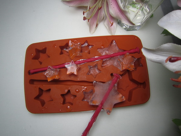 silicone ice cube tray