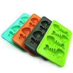 Custom silicone ice tray