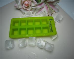 refrigerator silicone ice cube tray