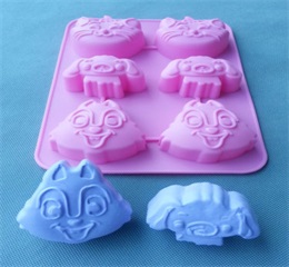 silicone ice cube trays