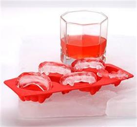 tipical silicone ice cube trays