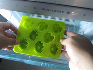 silicone ice tray
